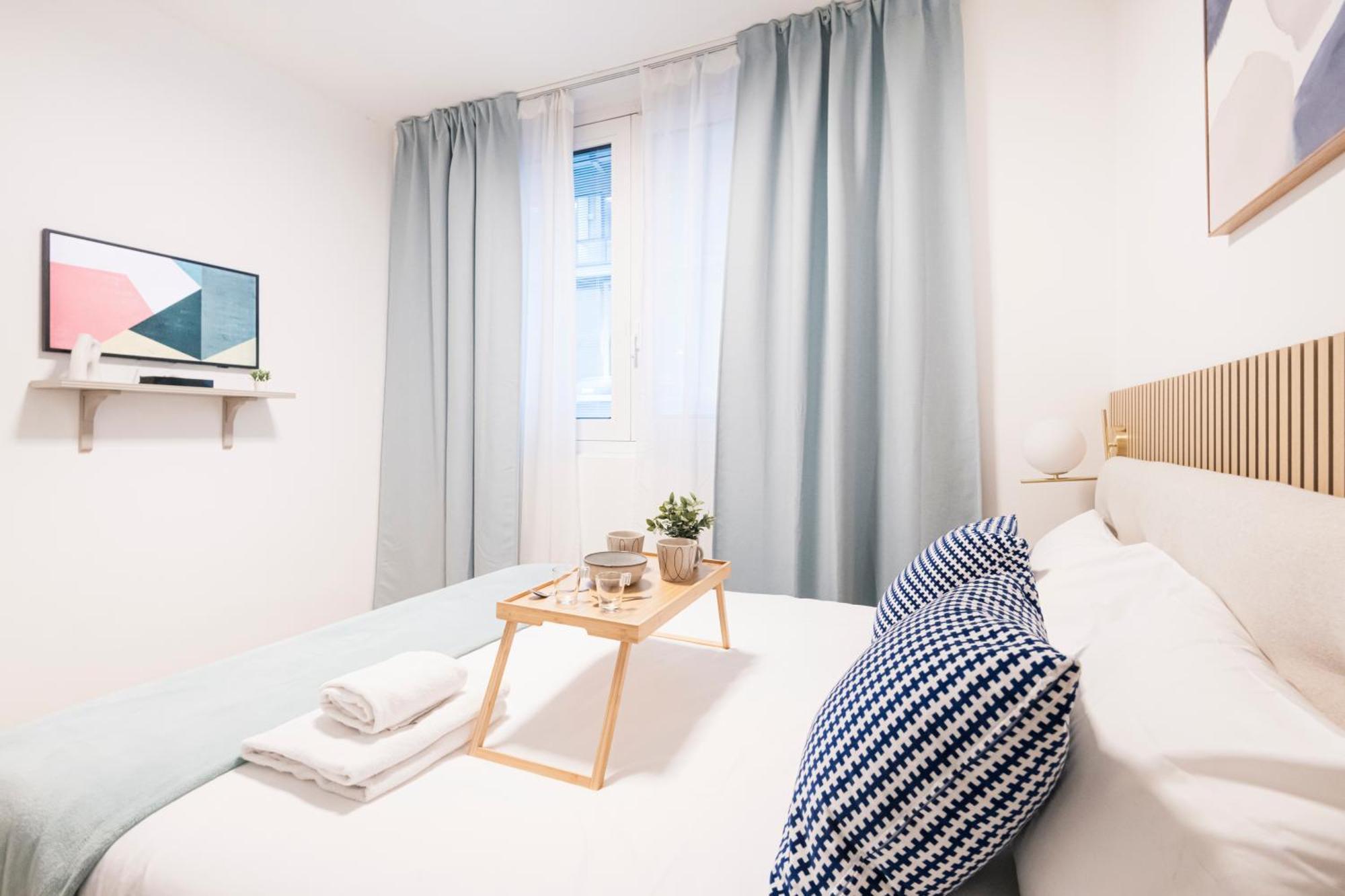 Ferienwohnung Easylife - Design And Relax In The Heart Of Mailand Exterior foto